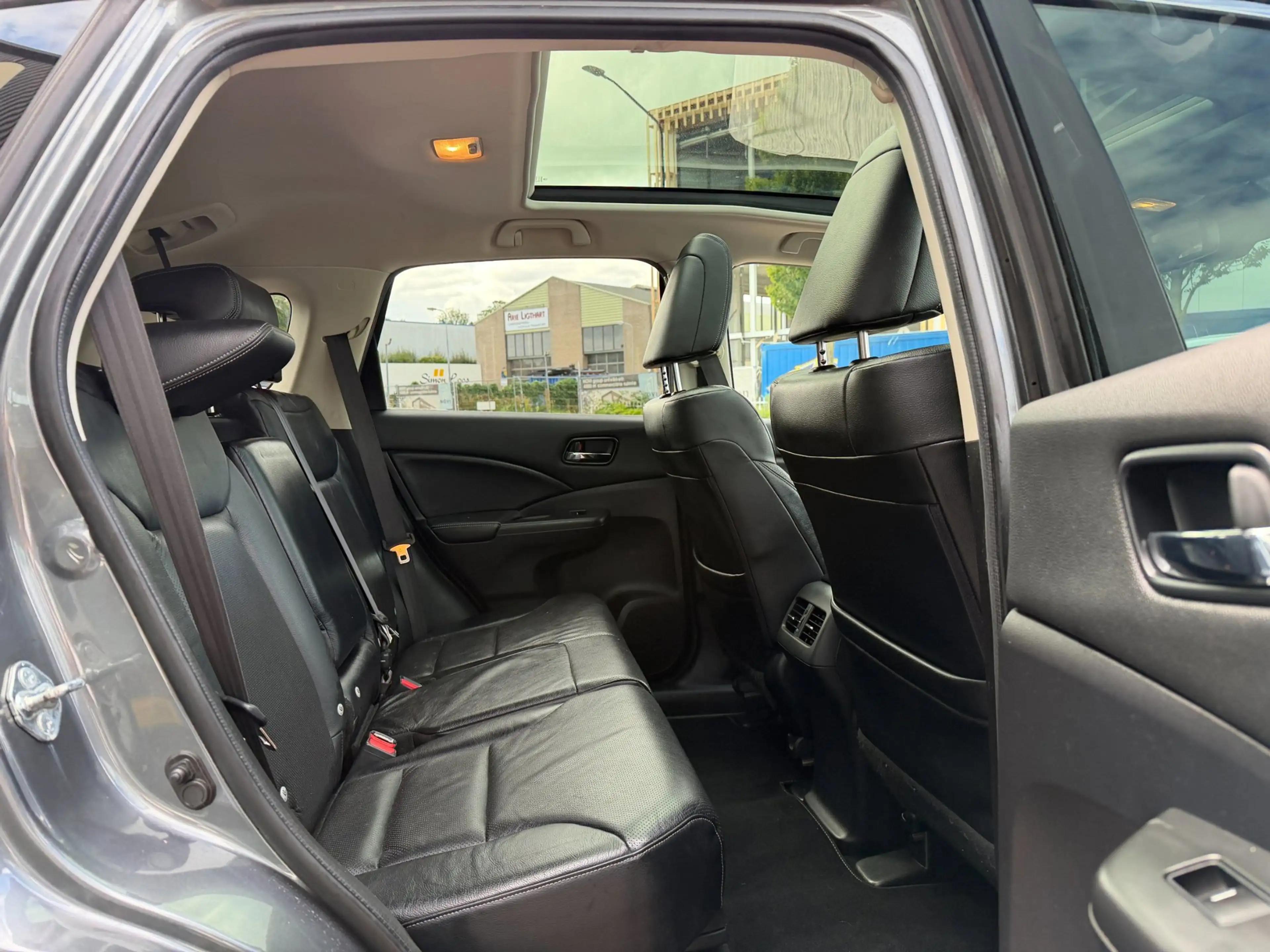 Honda CR-V 2.0 AWD Executive AUT|NAVI|CAM|LEDER|PANO|DealerO — photo 9