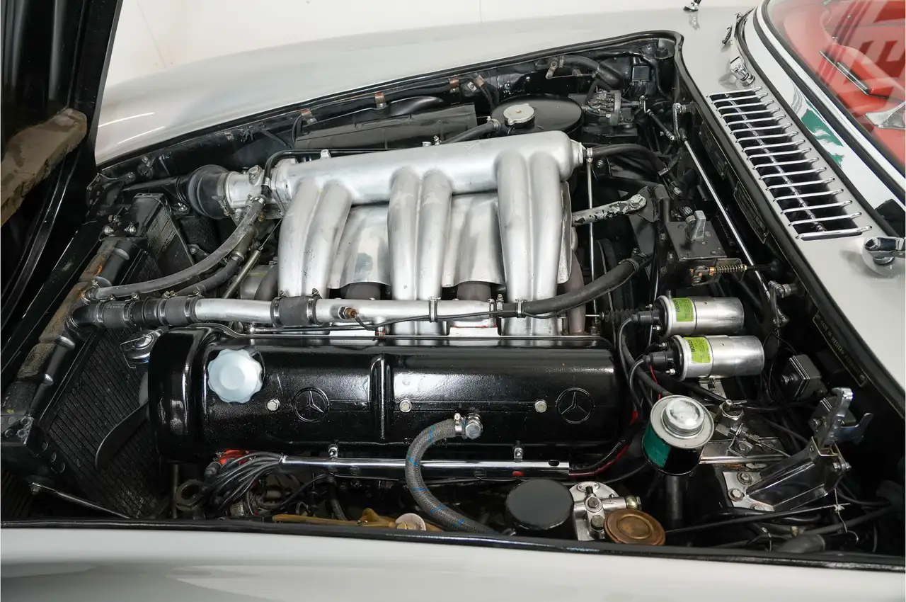 Mercedes-Benz SL 300 Daimler roadster M1011, foto 5