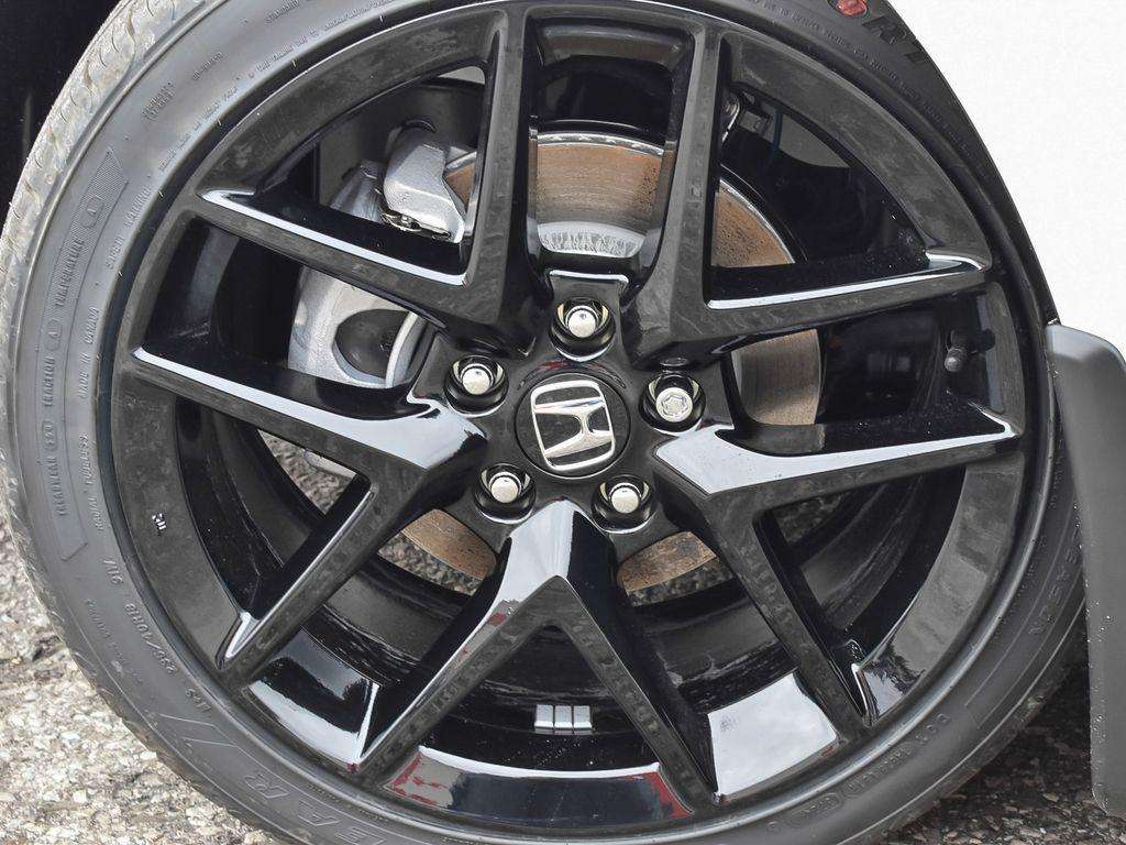 2026 Honda Civic Sport CVT Sporty looks. Practical soul thumb 8