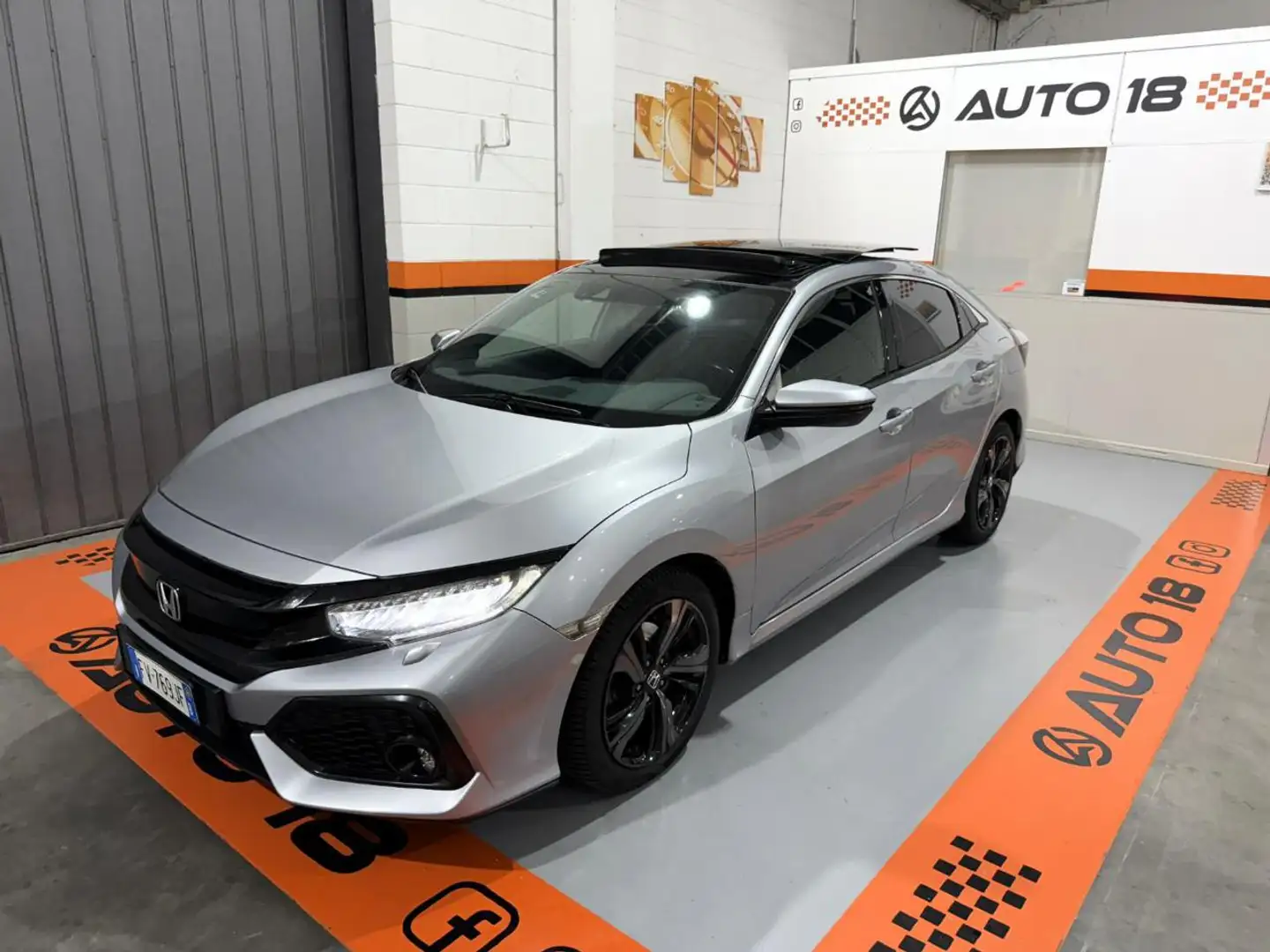Honda Civic 1.6 5 Pt aut. Executiv Premium+Tagliandi Ufficiali Silber - 1