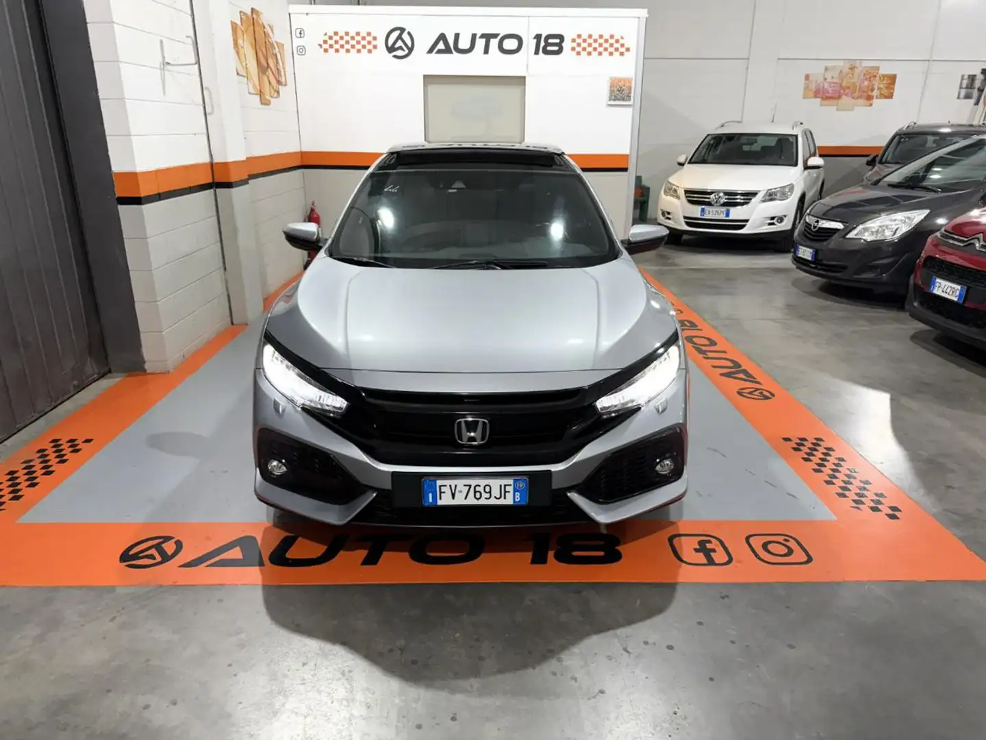Honda Civic 1.6 5 Pt aut. Executiv Premium+Tagliandi Ufficiali Silber - 2