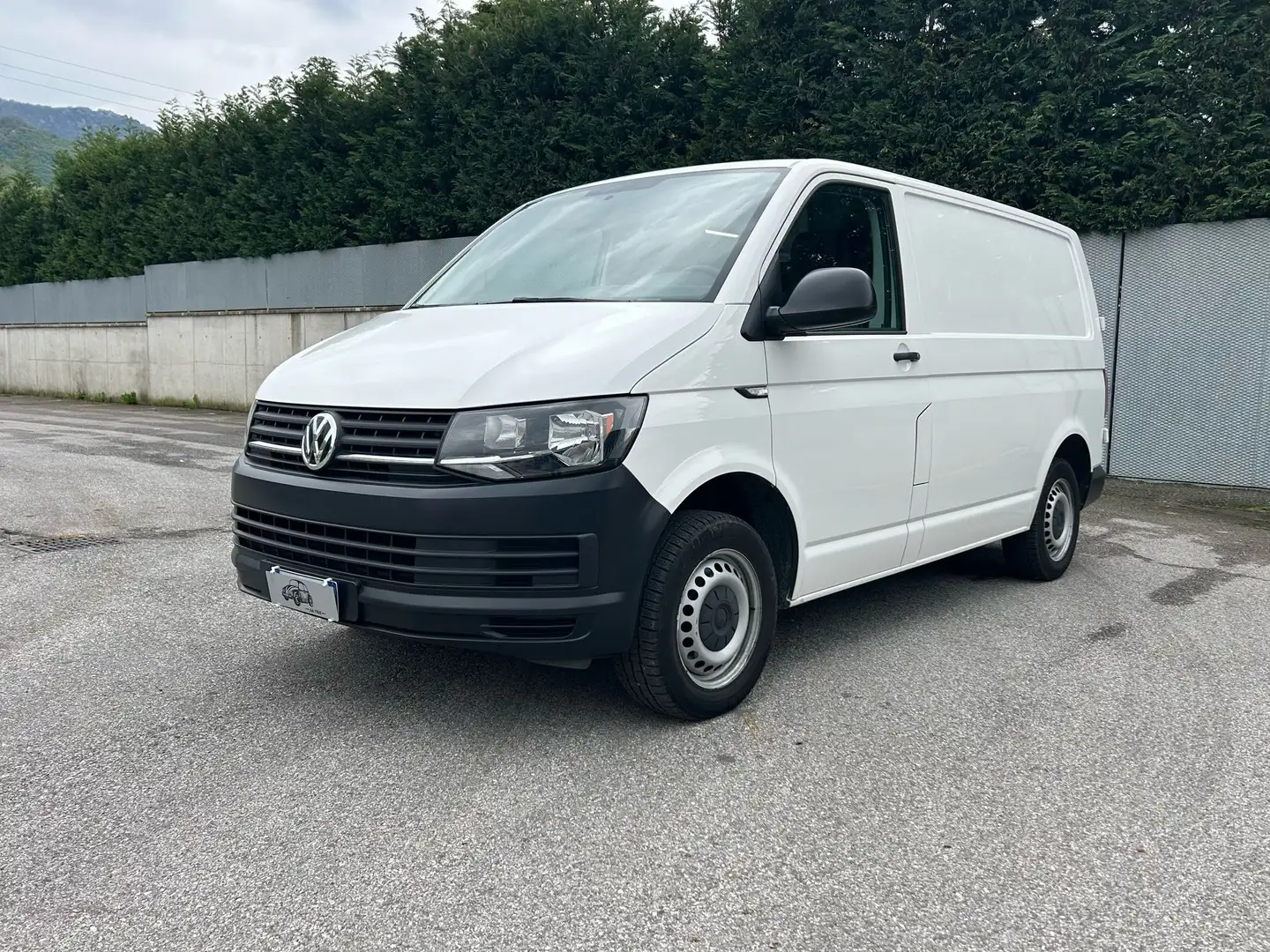 Volkswagen T6 Transporter 2.0 tdi 102cv Blanc - 1