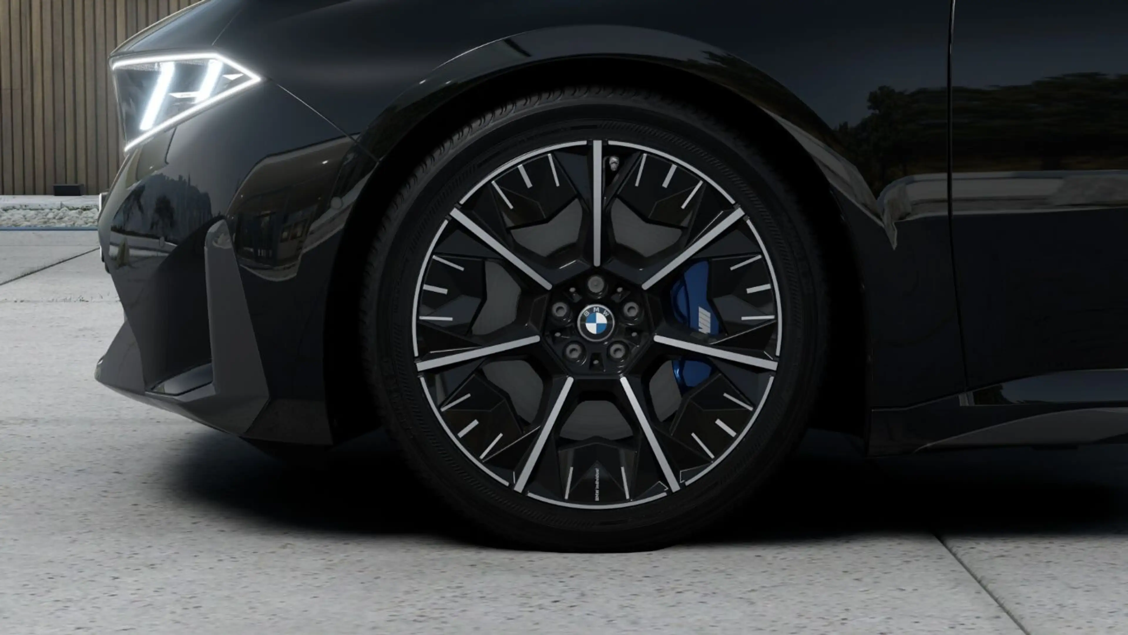 BMW i3 50 xDrive bis zu 1.051 km 0,25 % — photo 8