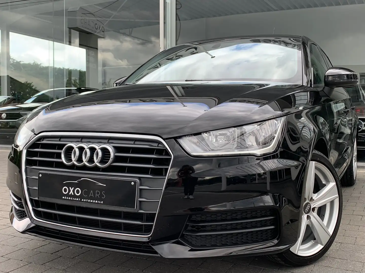 Audi A1 1.0 TFSI Ultra / Sportback / Airco / GARANTIE / Noir - 1