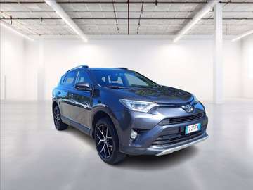 2.0 d-4d Business 2wd