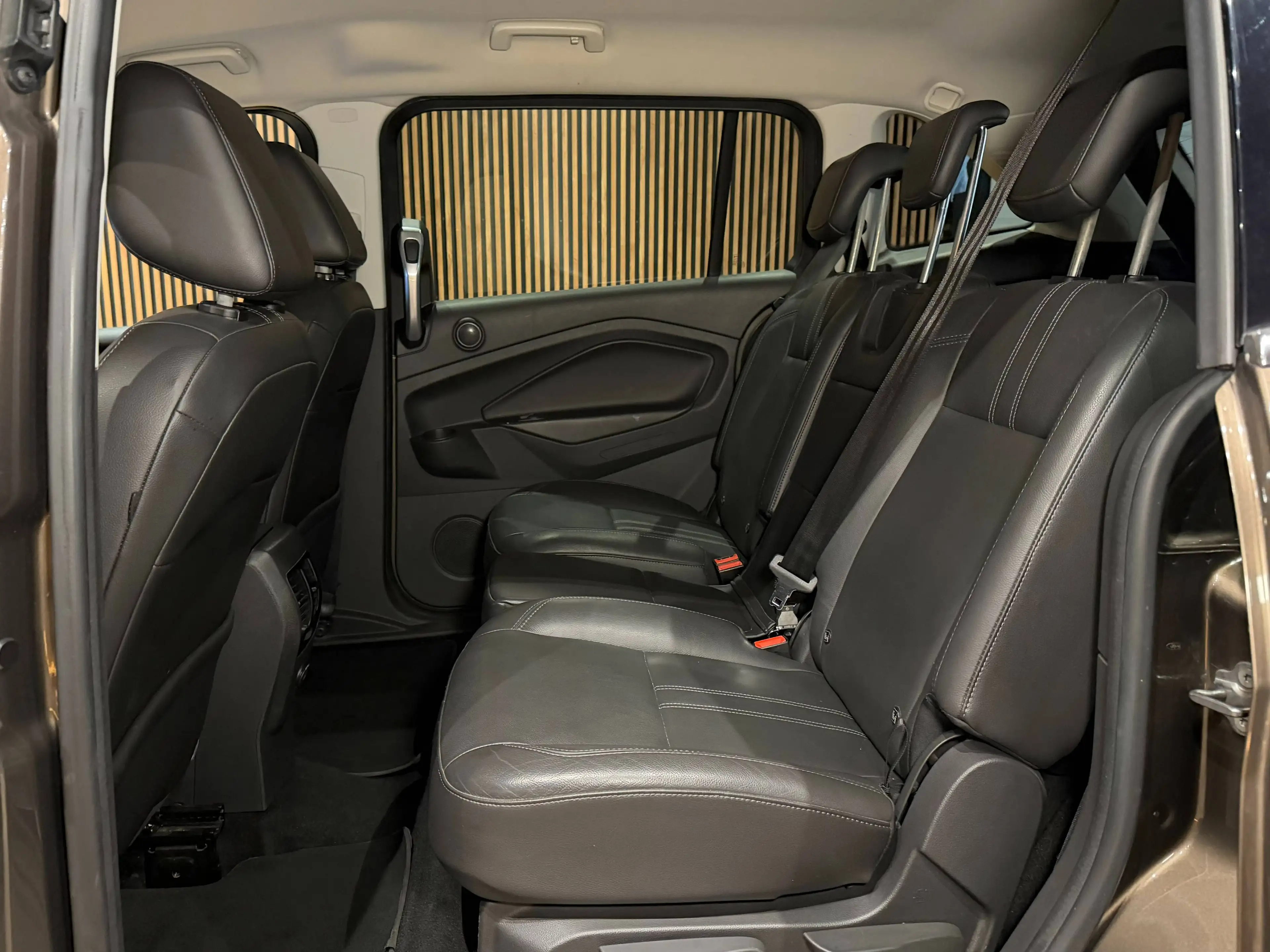 Ford Grand C-Max ✅1.5 EcoBoost 12 Maanden GARANTIE Airco Navi Leder Zetelverwarming Parkeersensoren — photo 11