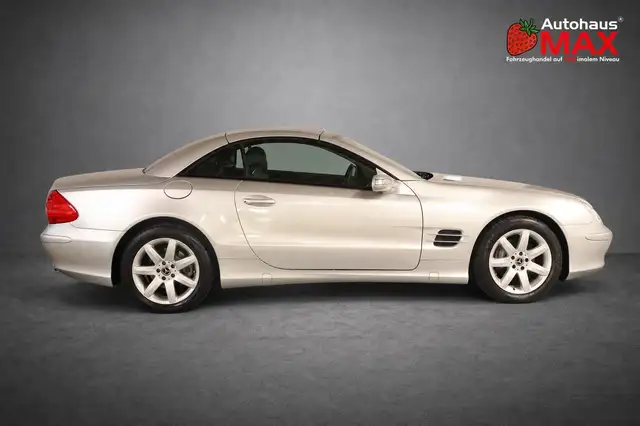 Mercedes-Benz SL view 7