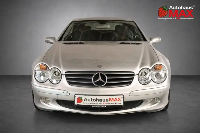 Mercedes-Benz SL view 9