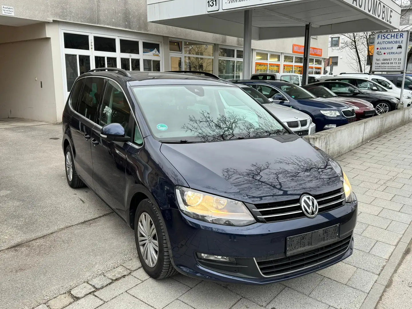 Volkswagen Sharan Comfort BMT+Navi/Pano/7 Sitze/STHZ/DSG/el.Schiebet Blau - 2