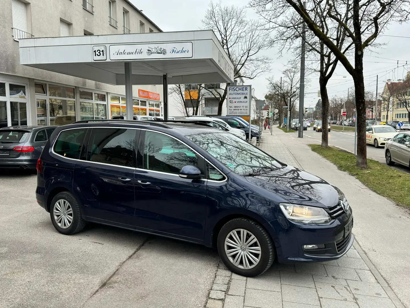 Volkswagen Sharan Comfort BMT+Navi/Pano/7 Sitze/STHZ/DSG/el.Schiebet Azul - 1