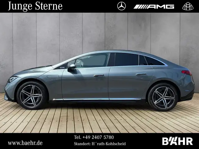 Mercedes-Benz EQE view 2