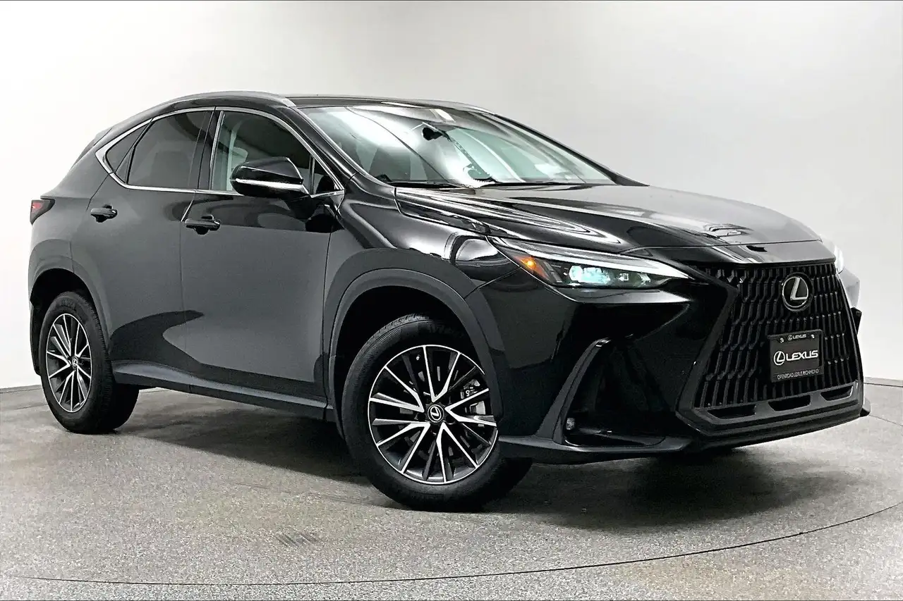 Lexus NX снимка Lexus NX