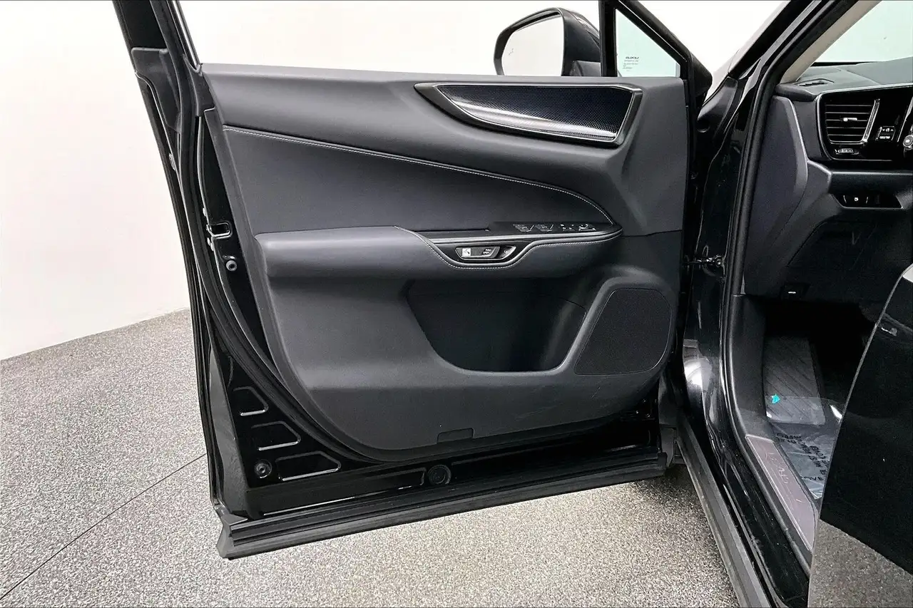 Lexus NX снимка Lexus NX