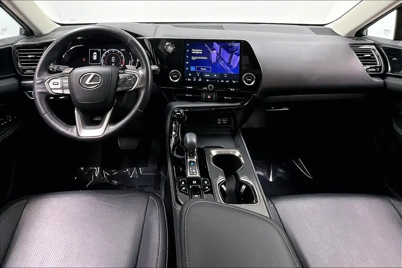 Lexus NX снимка Lexus NX