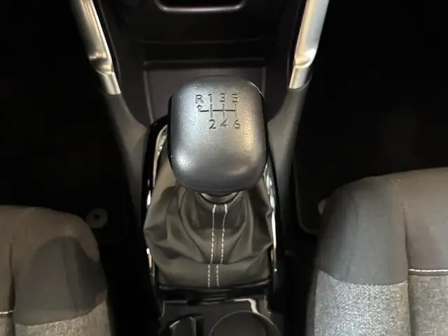 Citroen C3 Aircross view 11