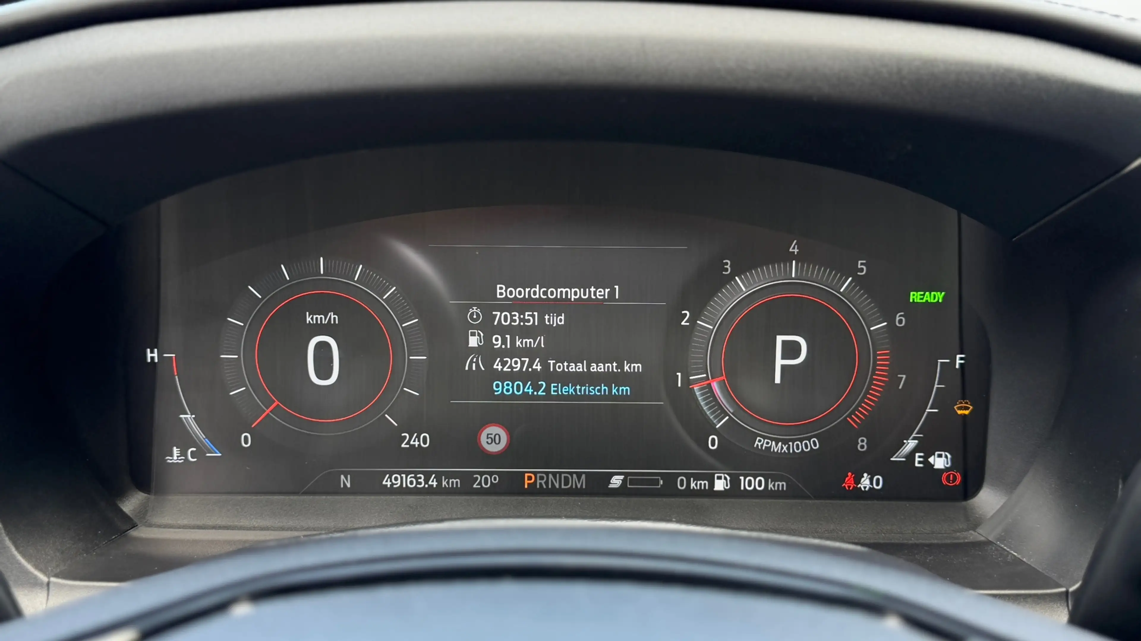 Ford Explorer 3.0 V6 EcoBoost PHEV Platinum — photo 2