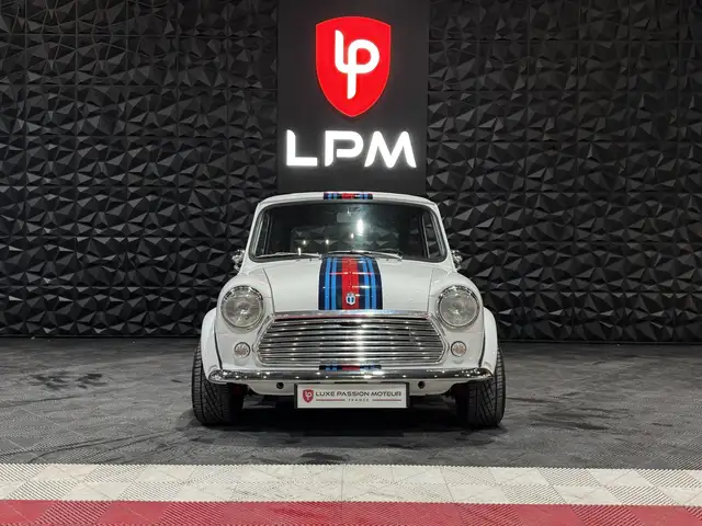 Mini Hatch view 2
