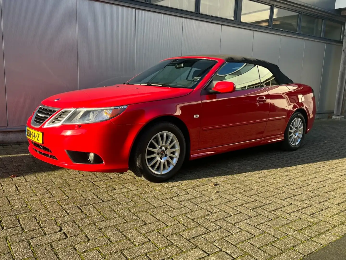 Saab 9-3 2.0 Ltr automaat in Rood incl btw Rot - 1
