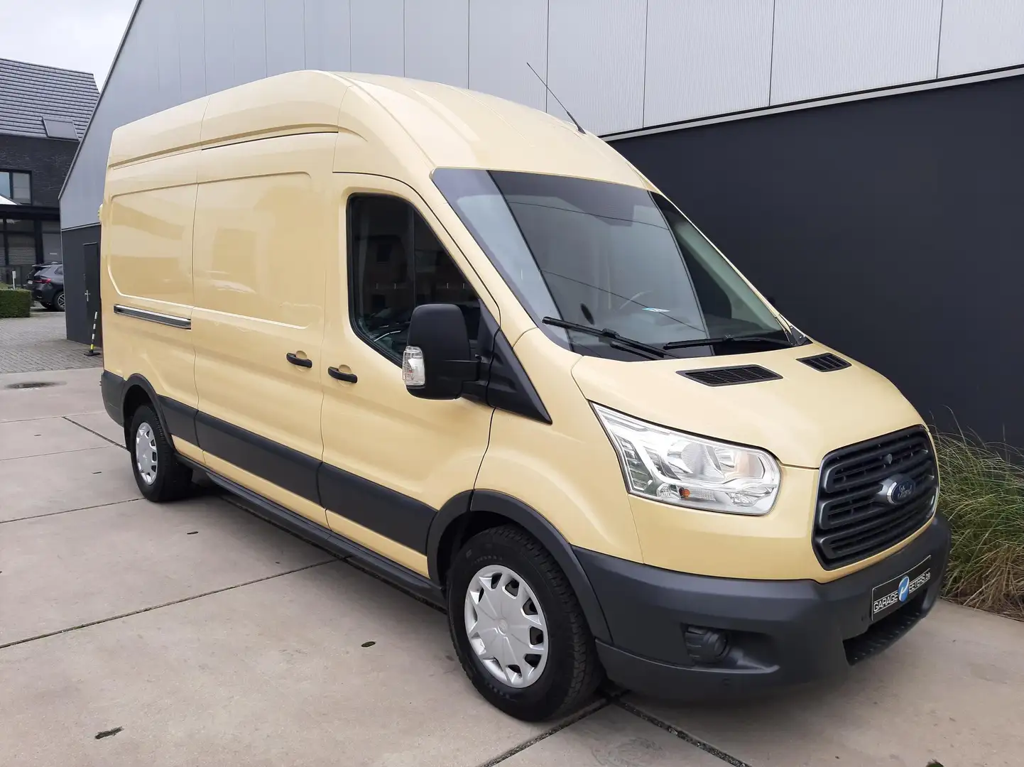 Ford Transit L3H3 - Automaat (221) €15700,- netto Beige - 1