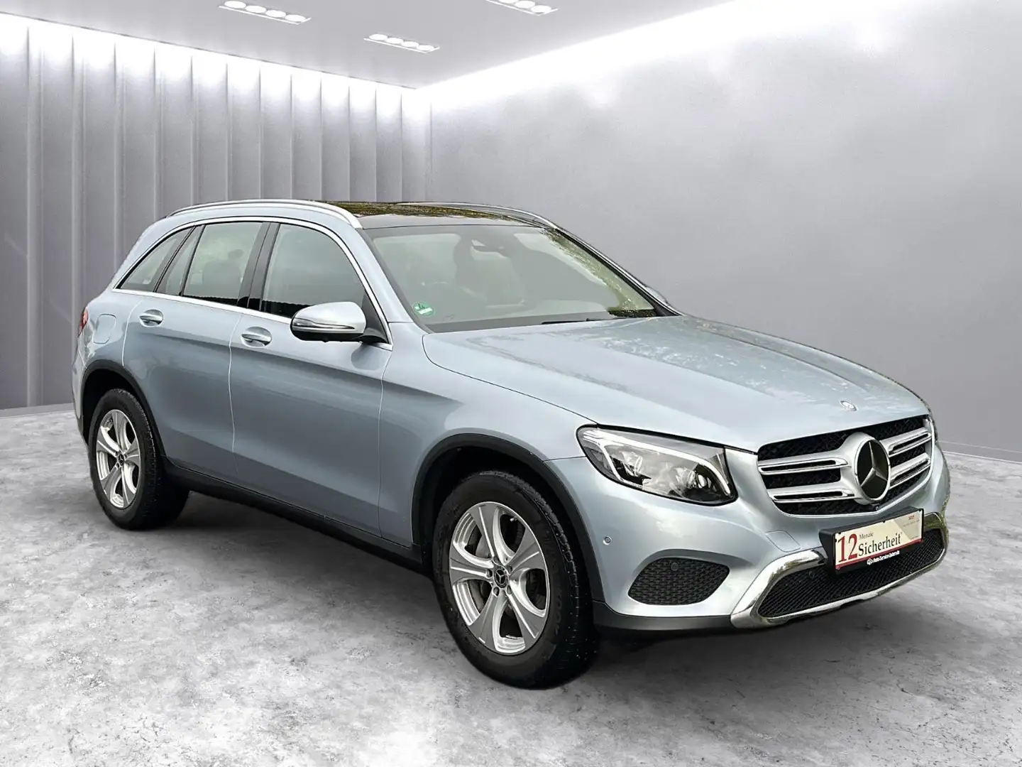 Mercedes-Benz GLC 250 4Matic Exclusive *Distr./Pano/Spur/LED* Silber - 1