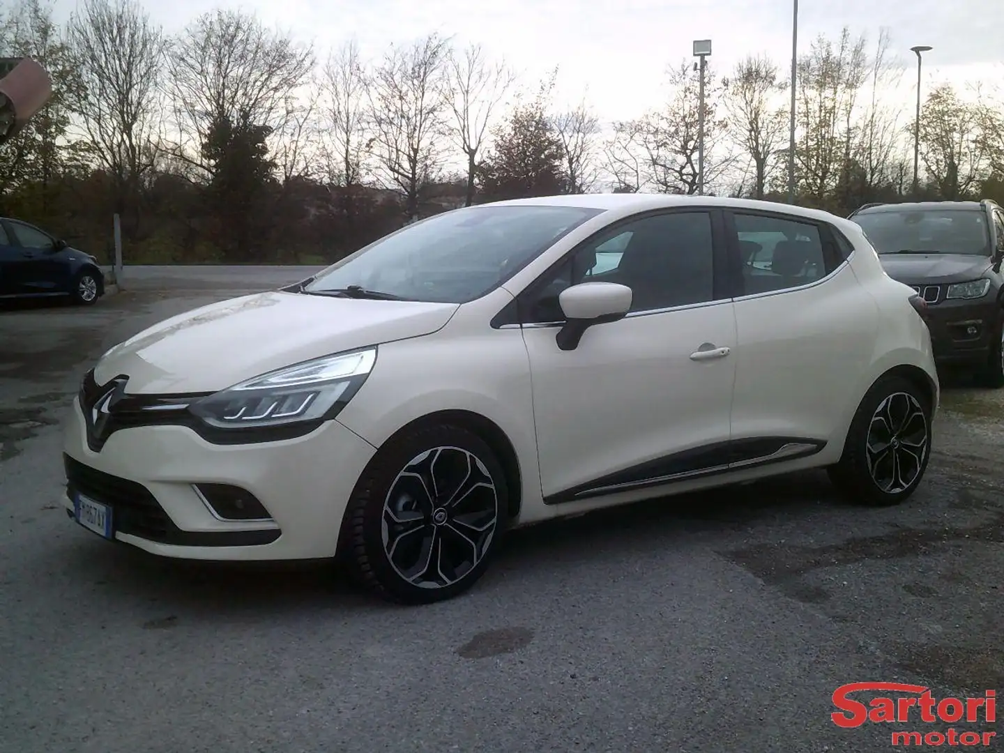 Renault Clio INTENS 90 CV IN OTTIME CONDIZIONI! Beige - 1