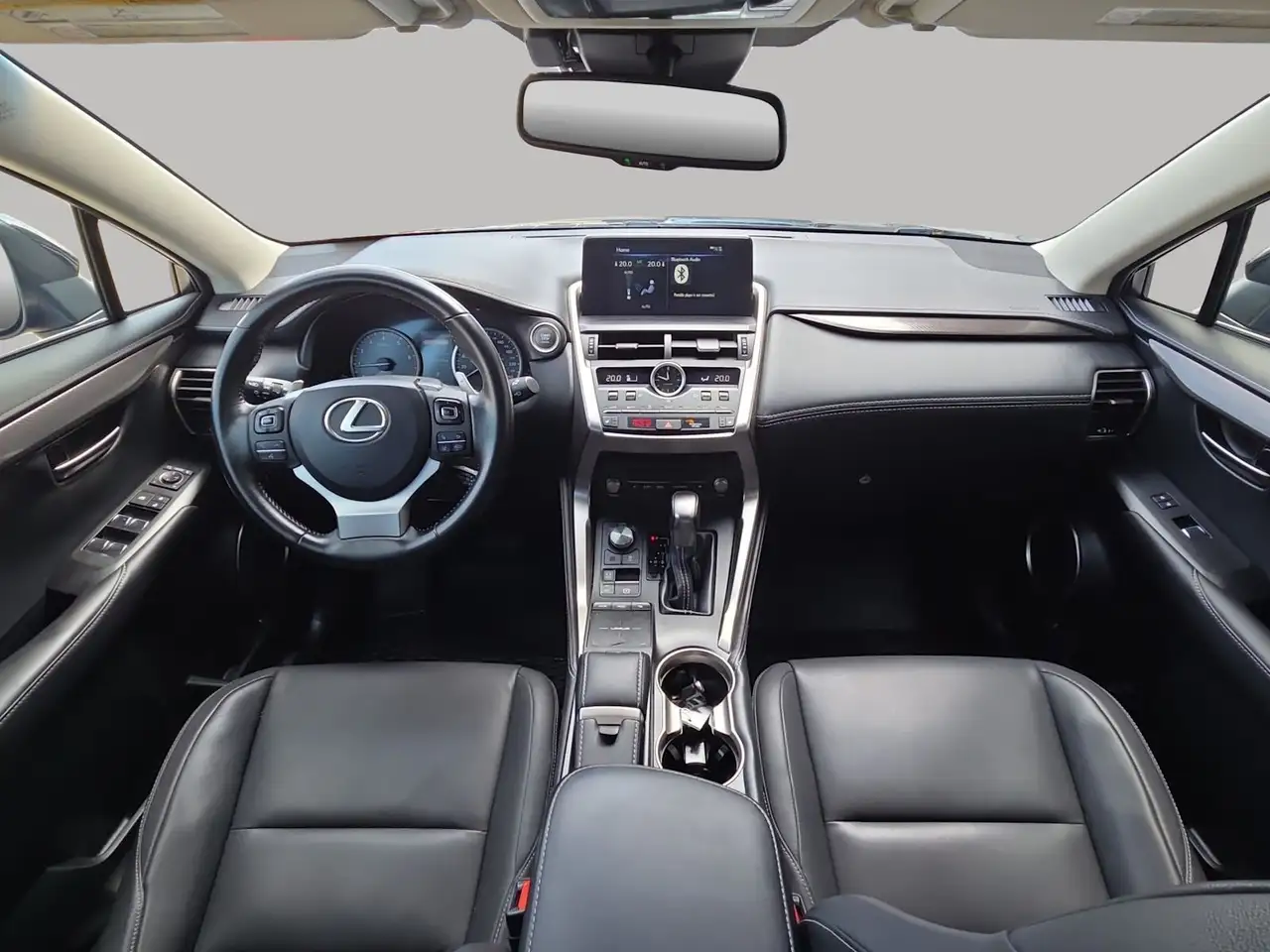 Lexus NX fotografie Lexus NX