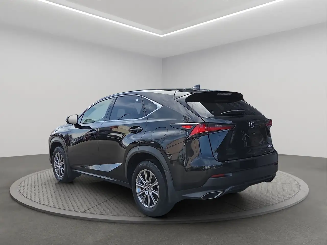 Lexus NX fotografie Lexus NX