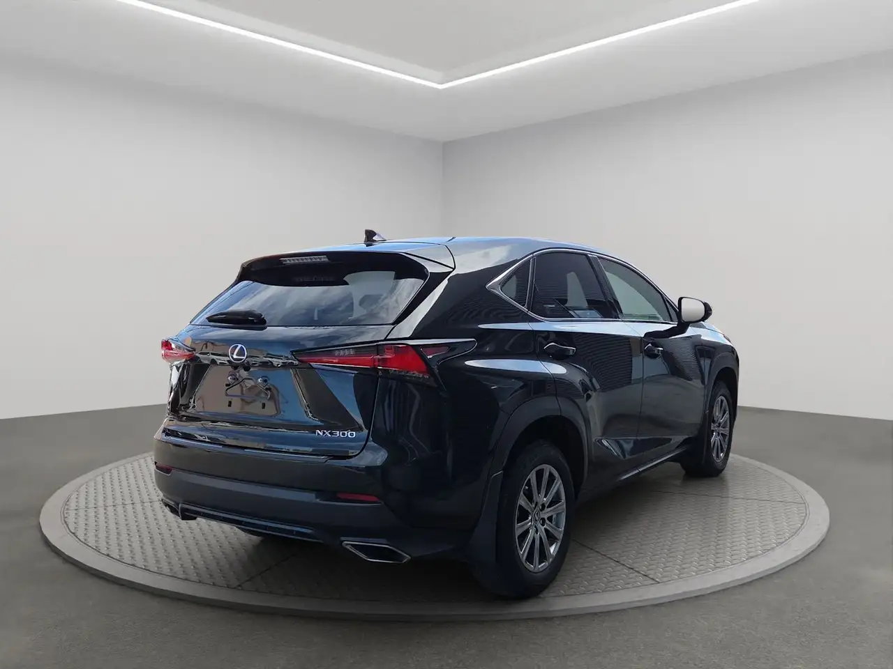 Lexus NX fotografie Lexus NX