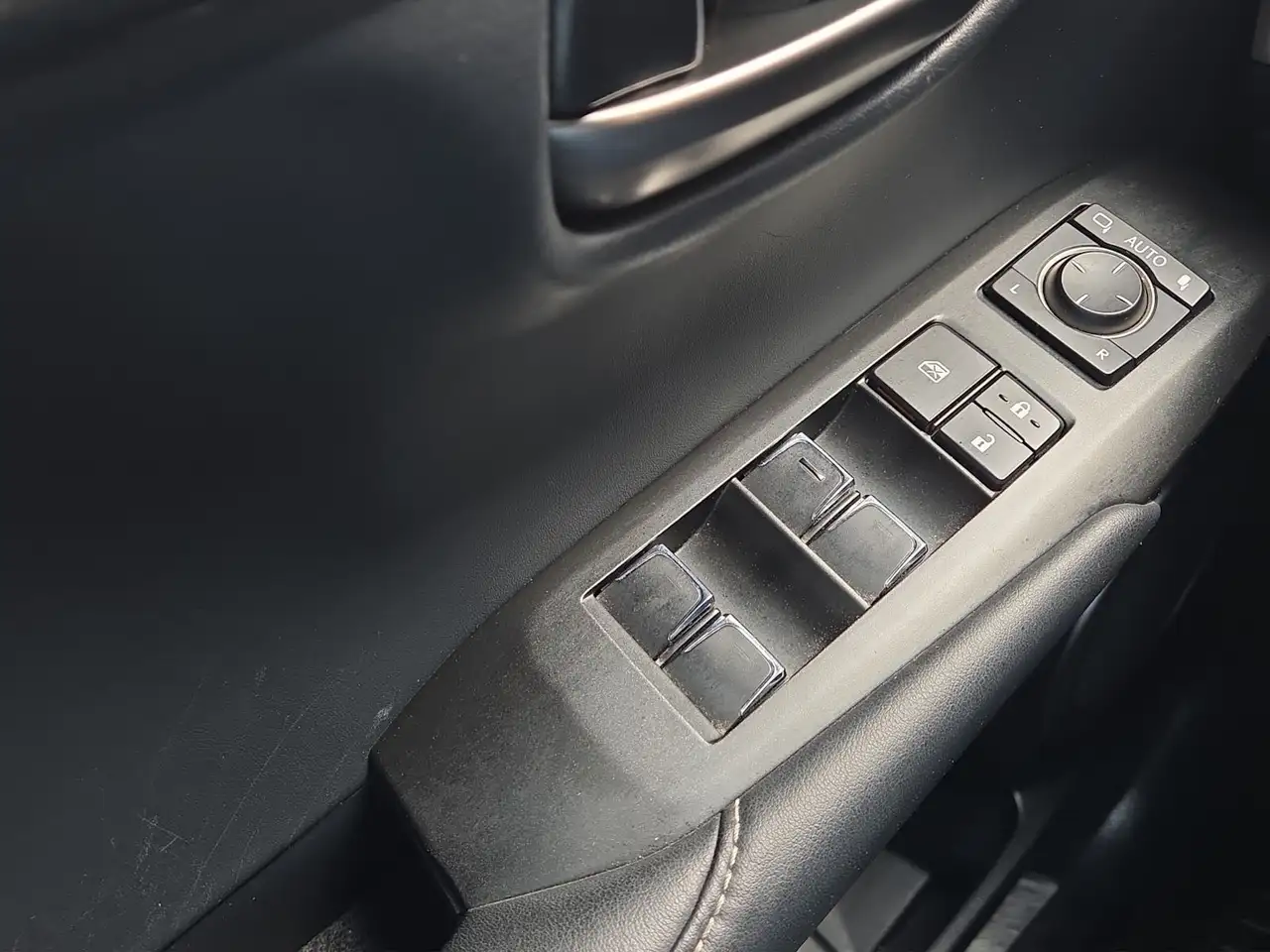 Lexus NX fotografie Lexus NX