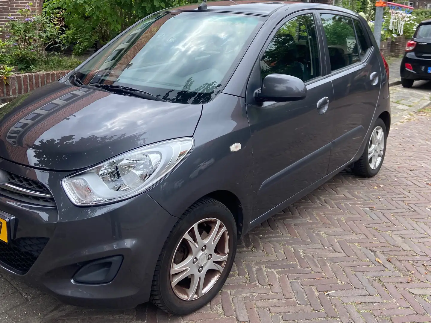 Hyundai i10 i10 1.1 i-Drive Cool Gris - 2