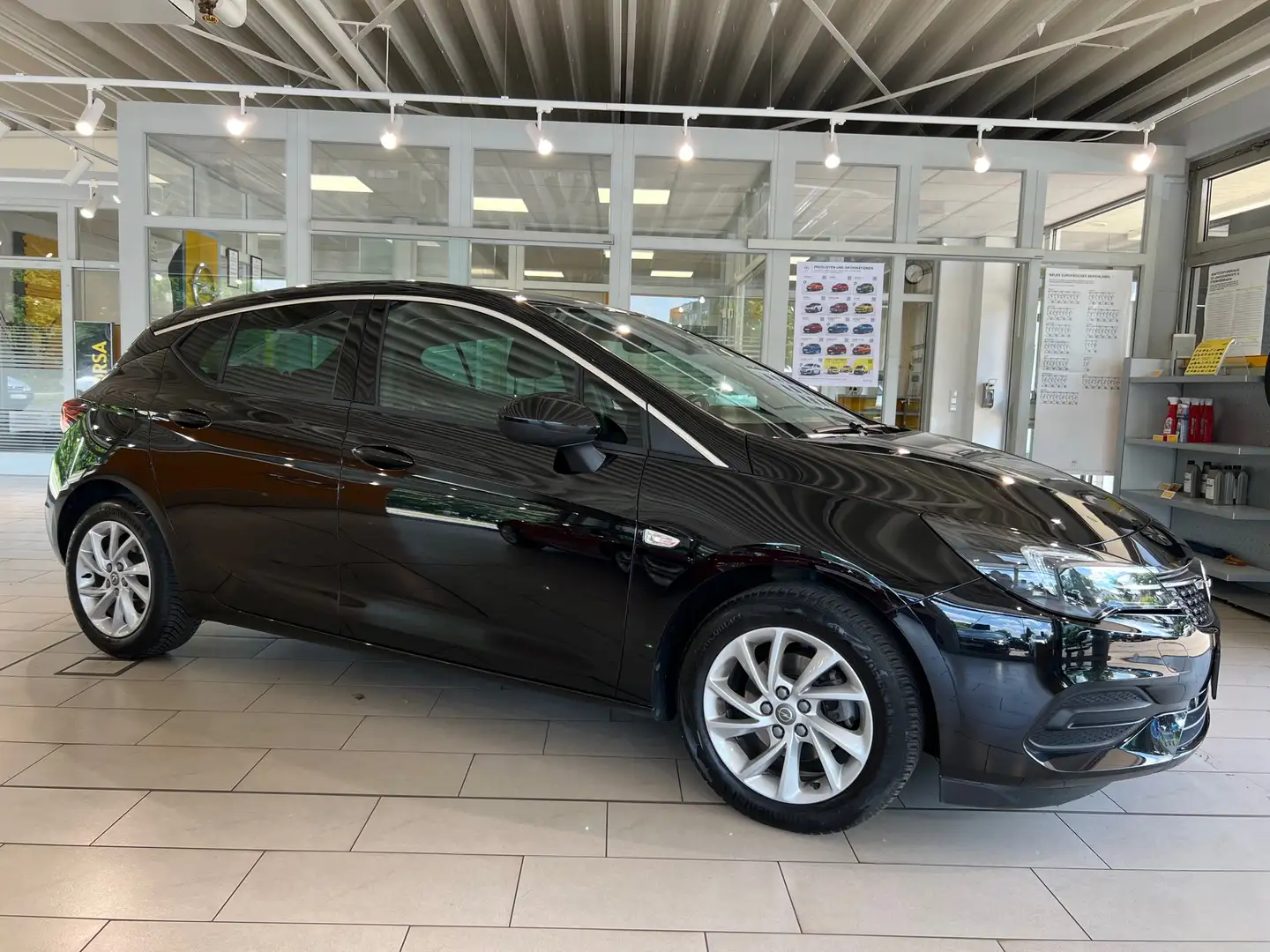 Opel Astra Elegance K Lim. 5-trg. NAVI PRO LED SHZ LHZ Allwet Negro - 2
