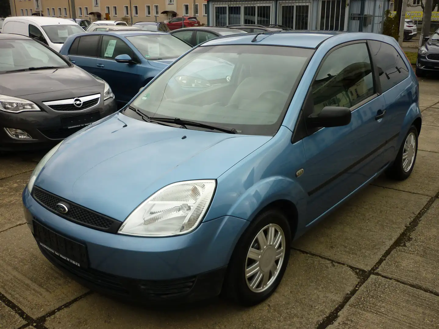 Ford Fiesta 1.3 Ambiente HU/AU bei Verkauf - NEU! Blau - 1
