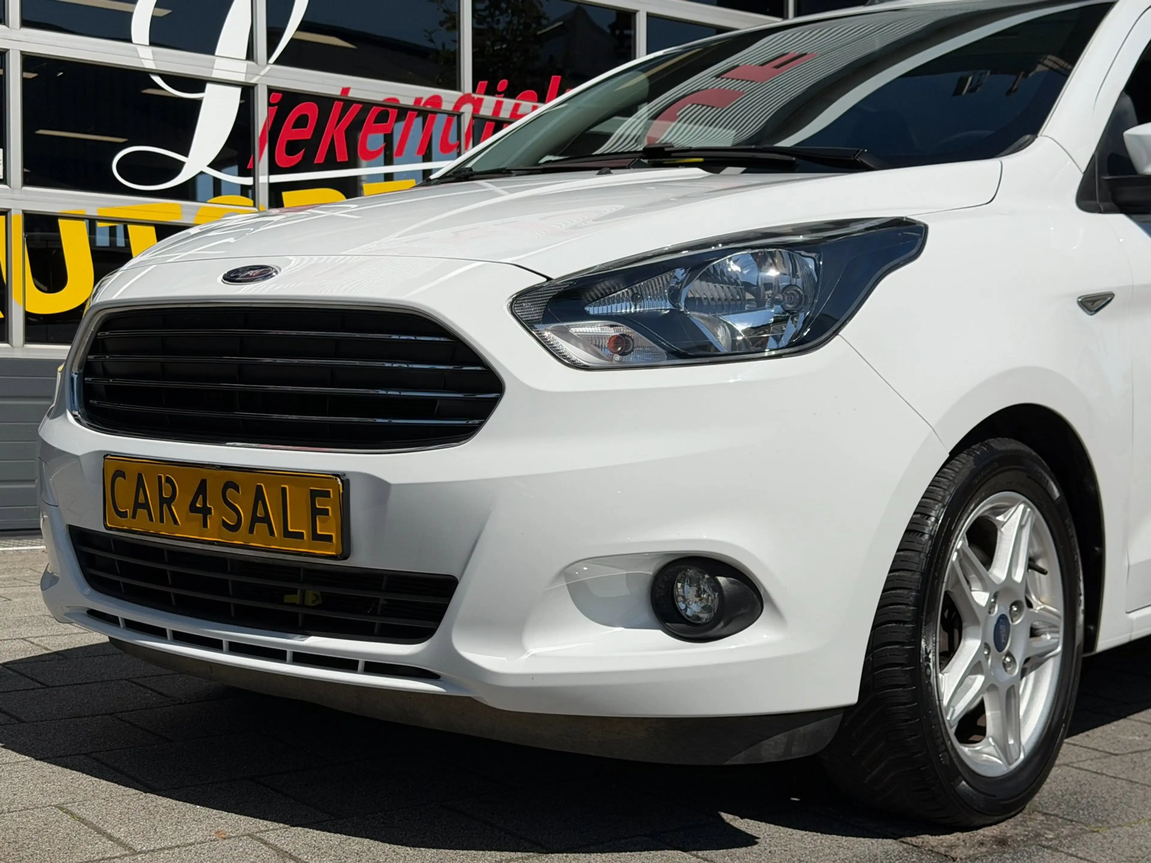 Ford Ka/Ka+ 1.2 Trend Ultimate White 5Drs - 62.000 KM - Airco — photo 12