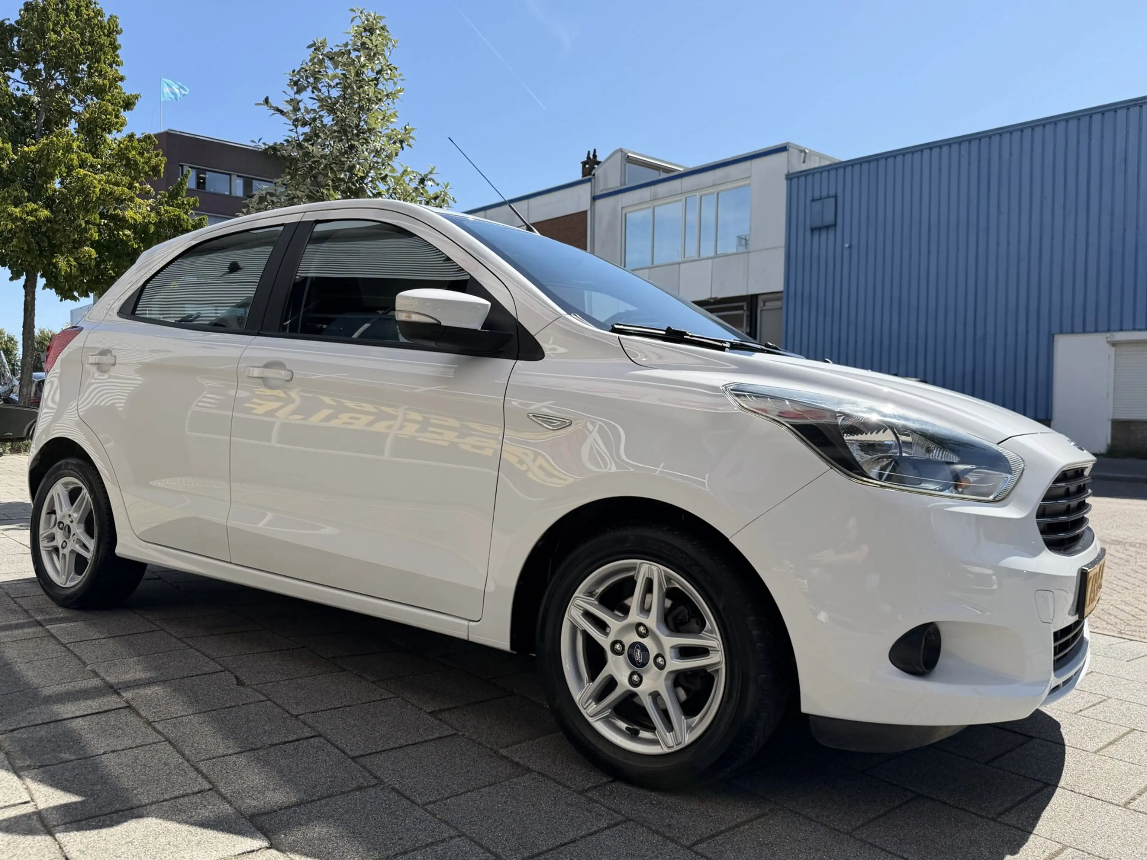 Ford Ka/Ka+ 1.2 Trend Ultimate White 5Drs - 62.000 KM - Airco — photo 10