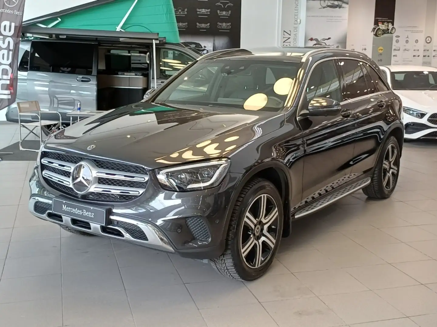 Mercedes-Benz GLC 300 300e 4Matic 9G-Tronic Gris - 1
