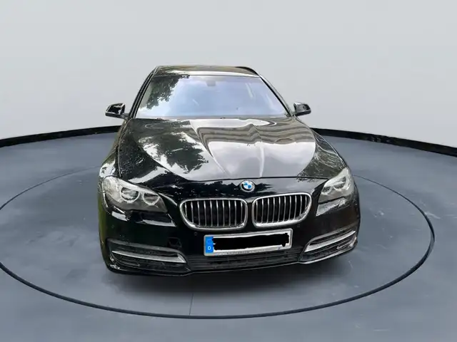 BMW 5 Series view 2