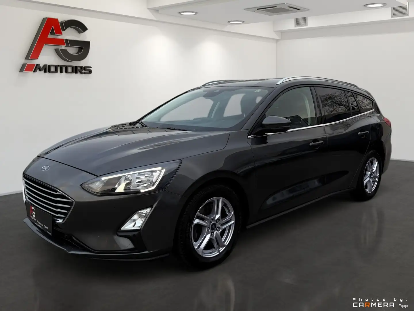 Ford Focus Traveller 1,5 EcoBlue Cool/Navi/Kamera/AHK/SHZ/1. Grijs - 1