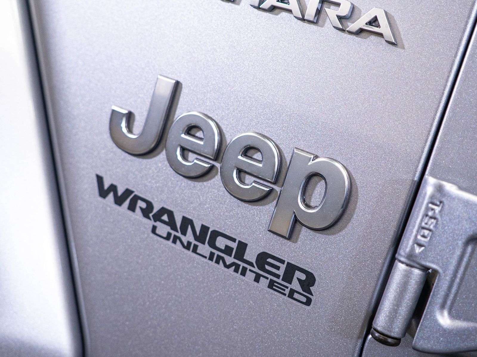 2020 Jeep Wrangler Sahara *LOW KMS, NO ACCIDENTS, AWD, TOUCHSCREEN CO — снимка 1