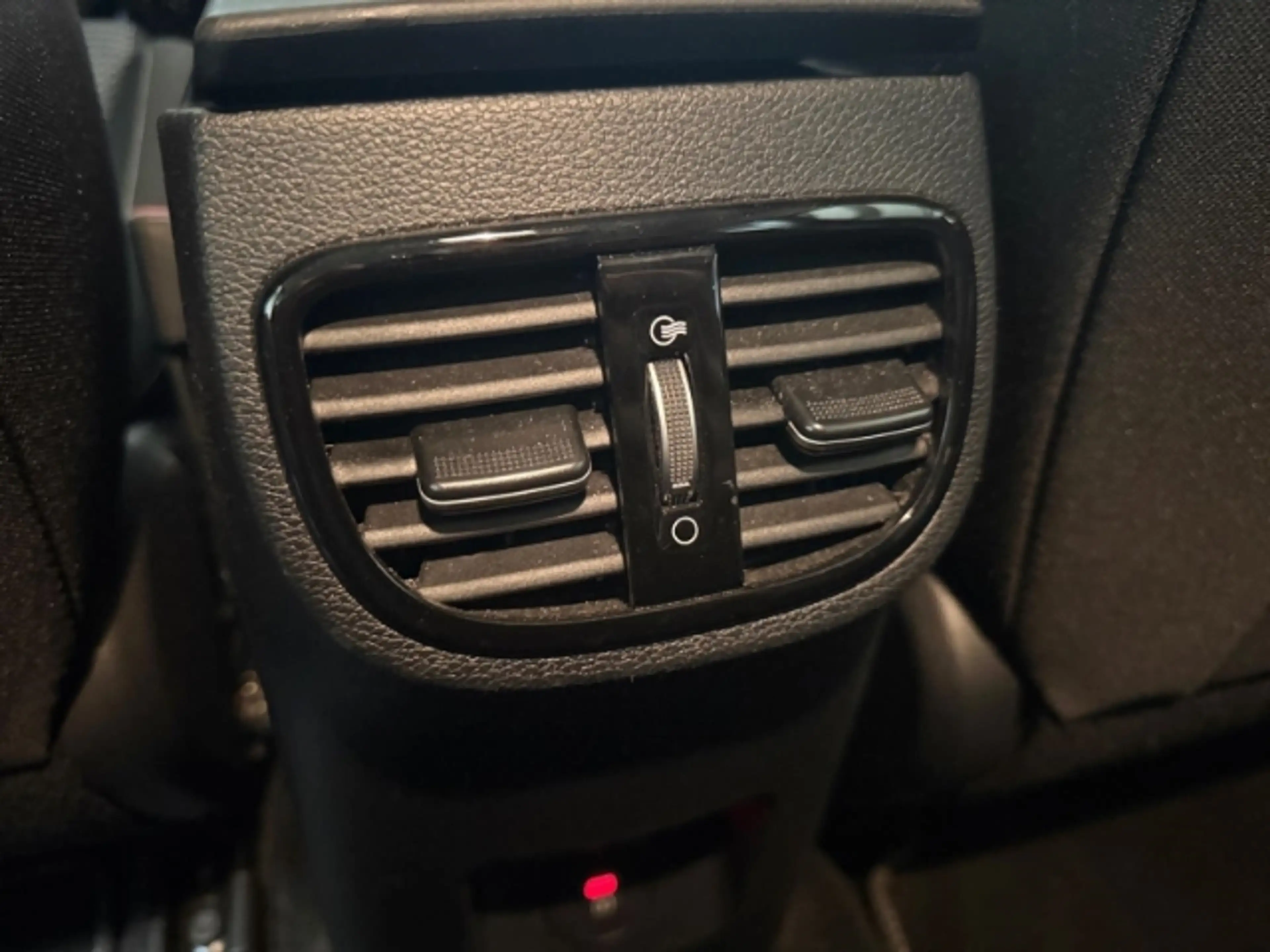 Kia Ceed SW / cee'd SW Sportswagon 1.5 T-GDI DCT Spirit Navi+Sitzheizung+ — photo 15