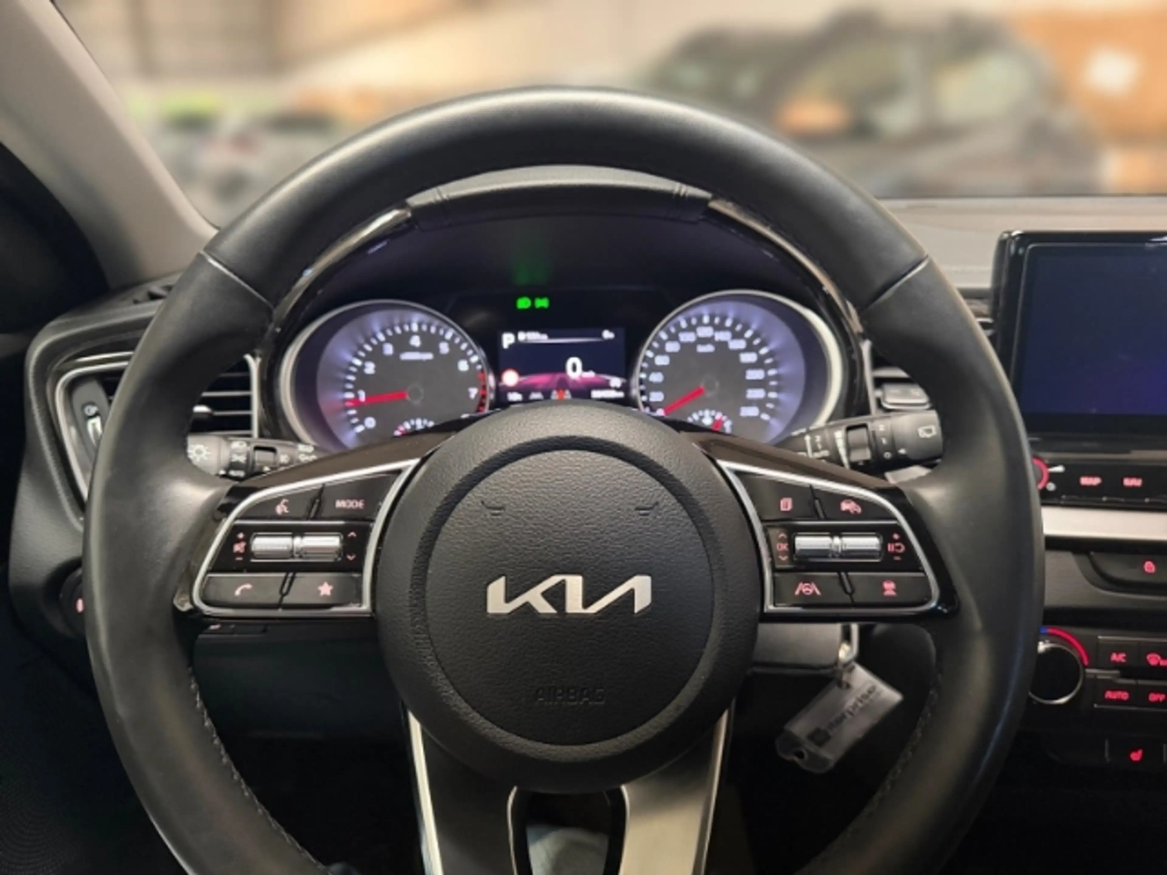 Kia Ceed SW / cee'd SW Sportswagon 1.5 T-GDI DCT Spirit Navi+Sitzheizung+ — photo 8