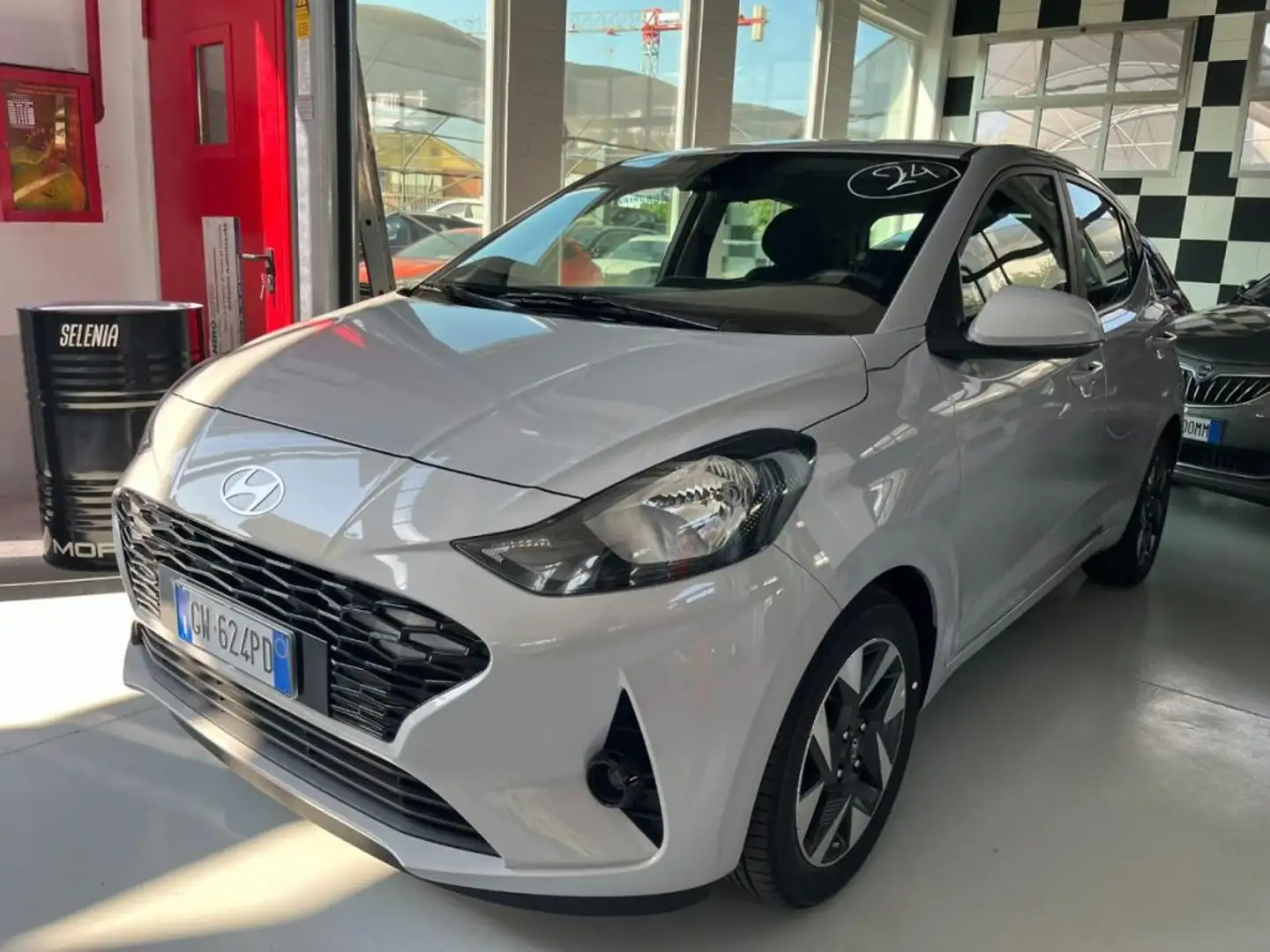 Hyundai i10 1.0 MPI Connectline km zero Grigio - 1