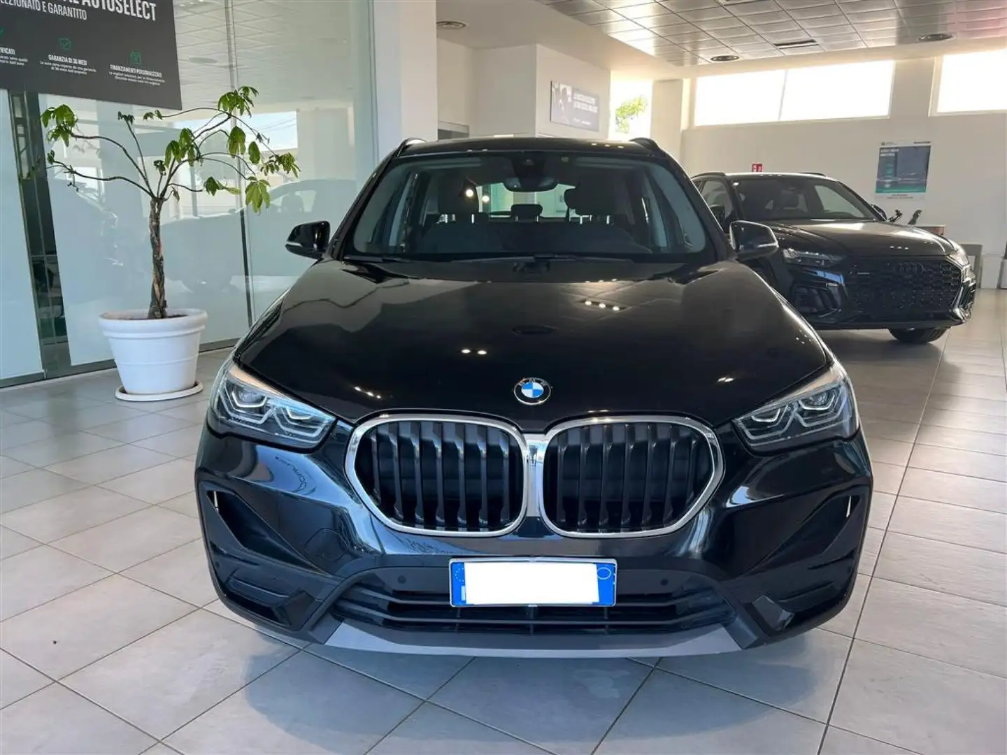 BMW X1 2.0 tdi 150cv sDrive 18d Advantage 36 mesi di gara Nero - 2