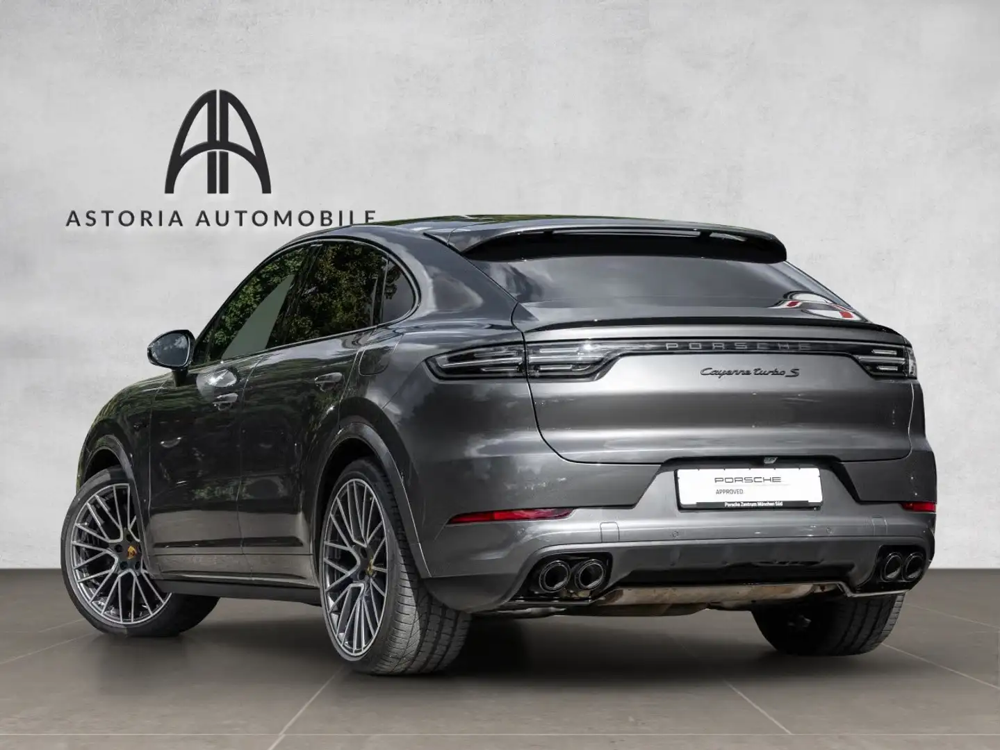 Porsche Cayenne Turbo S E-H Coupe 4WS PCCB SoftCl. HuD Grau - 2