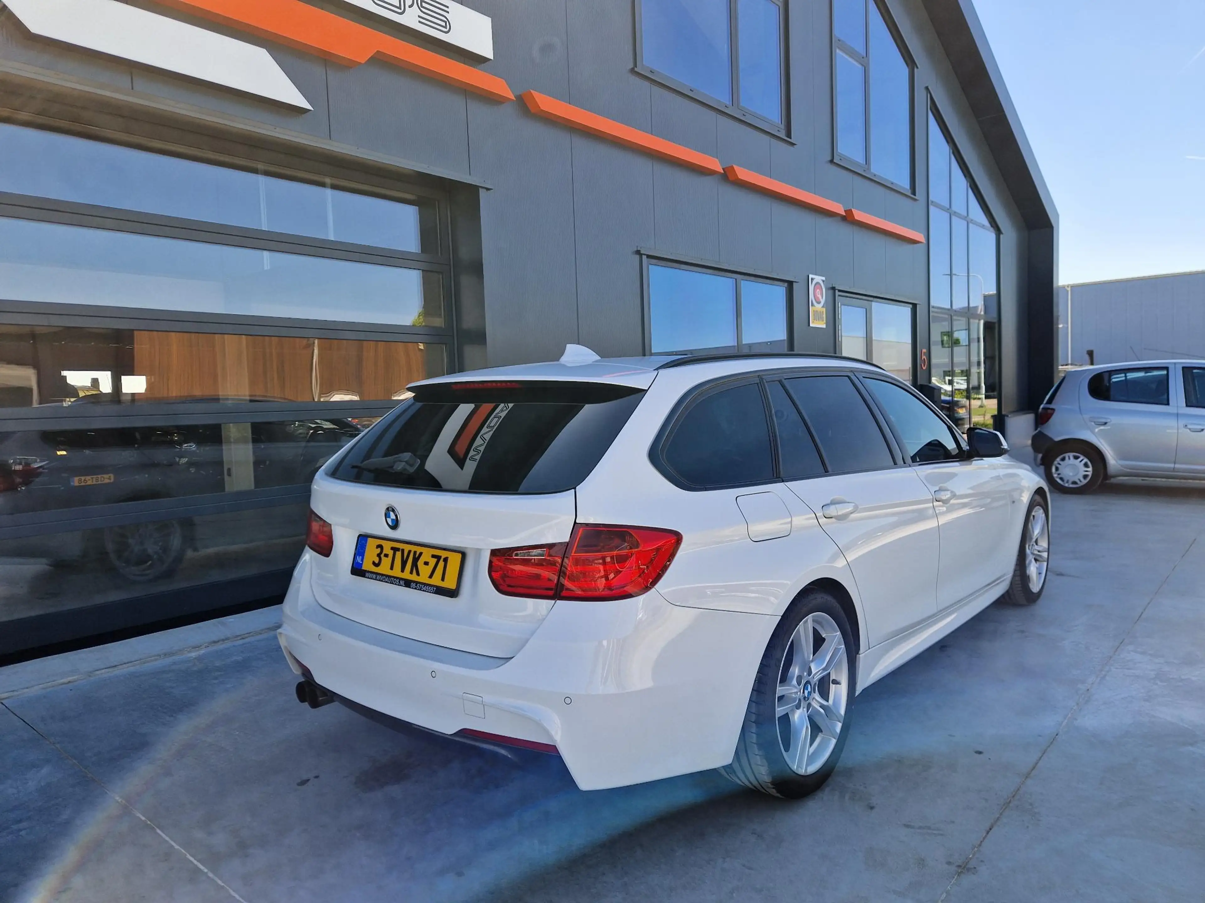 BMW 316 3-serie Touring 316i Executive — photo 4