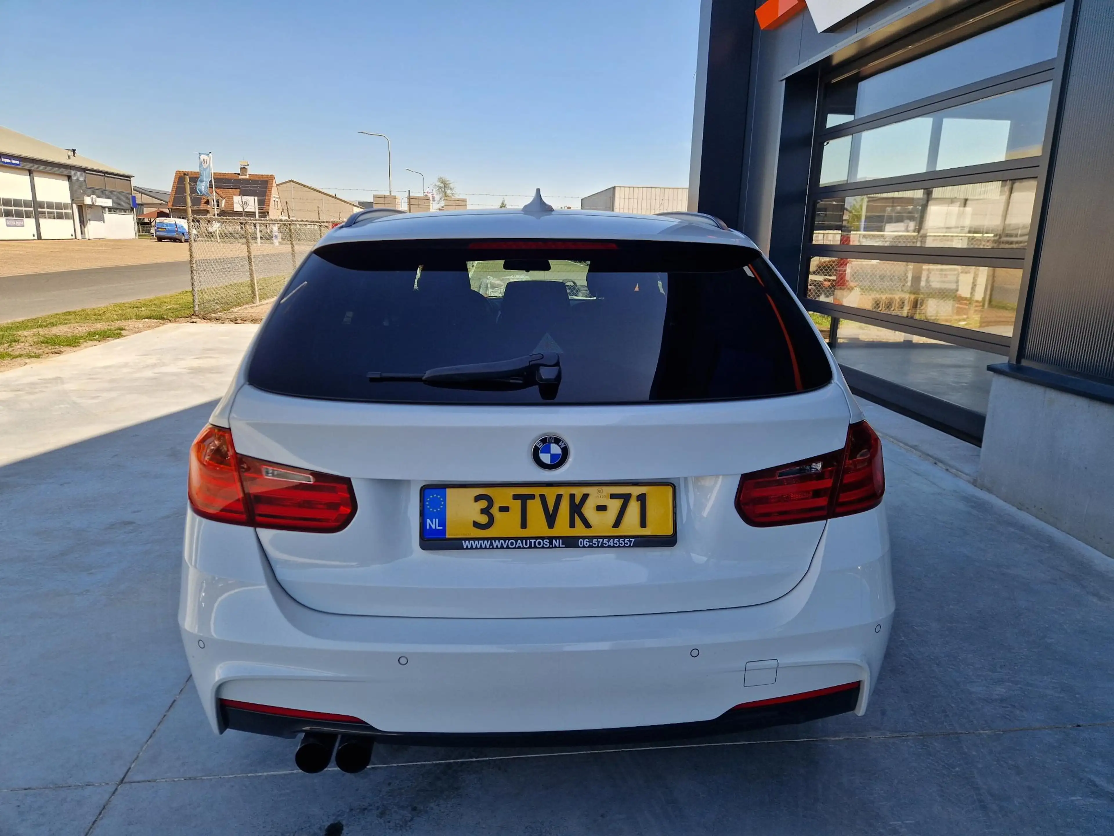 BMW 316 3-serie Touring 316i Executive — photo 15