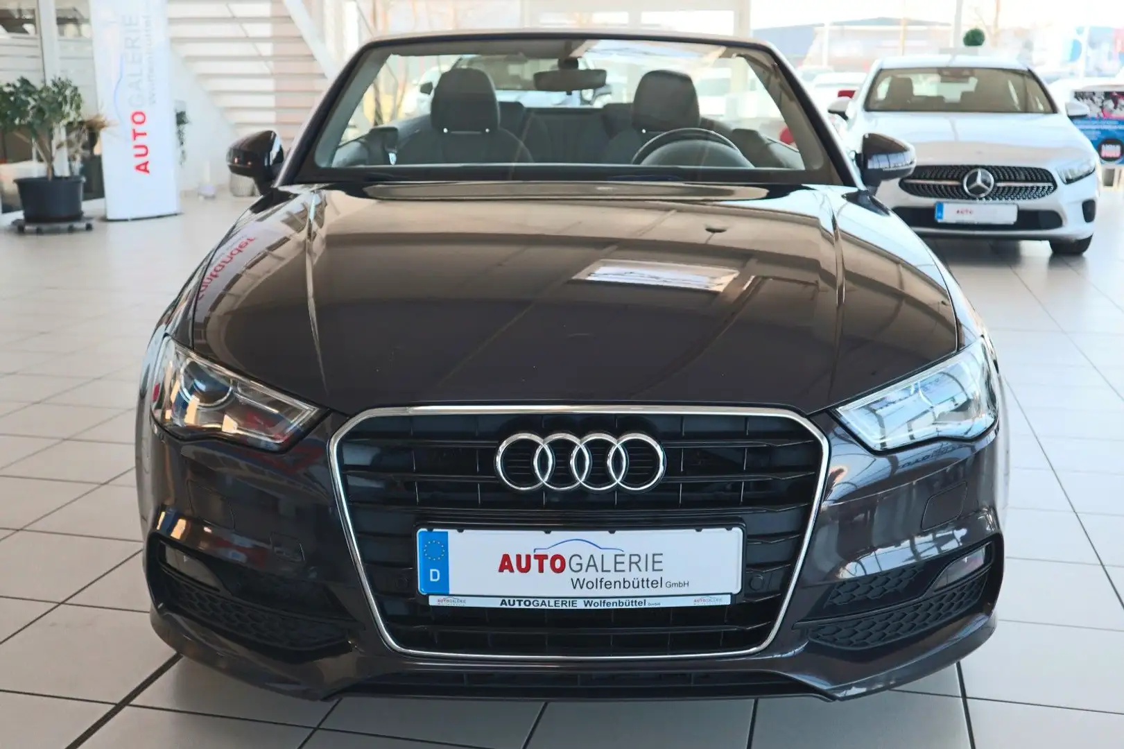 Audi A3 Cabriolet S Line Xenon Navi PDC Sitzhzg. Braun - 2