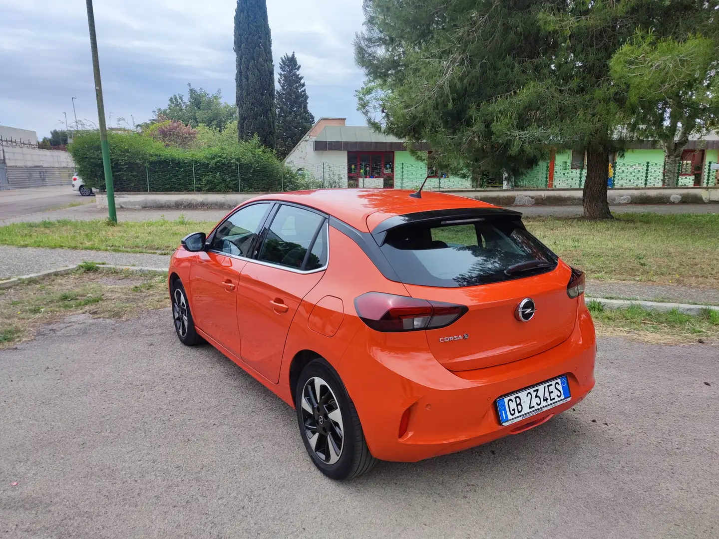 Opel Corsa Corsa e- Elegance Arancione - 2