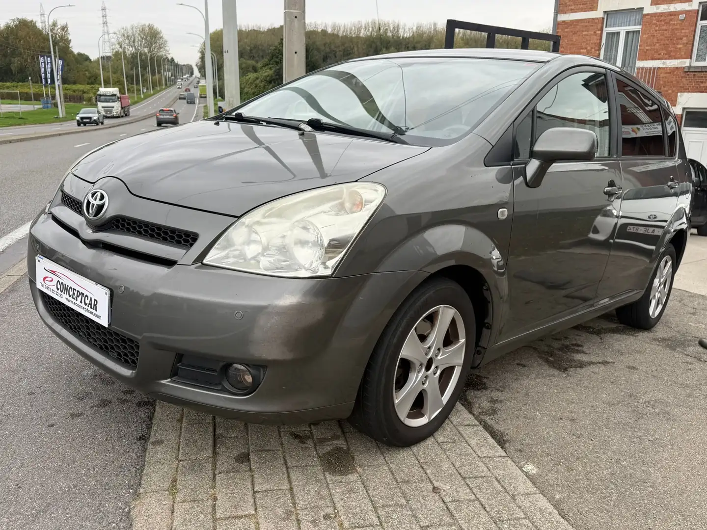 Toyota Corolla Verso Corolla Verso 1.8i VVT-i 16v Linea Luna Pack 7pl. Bronze - 1