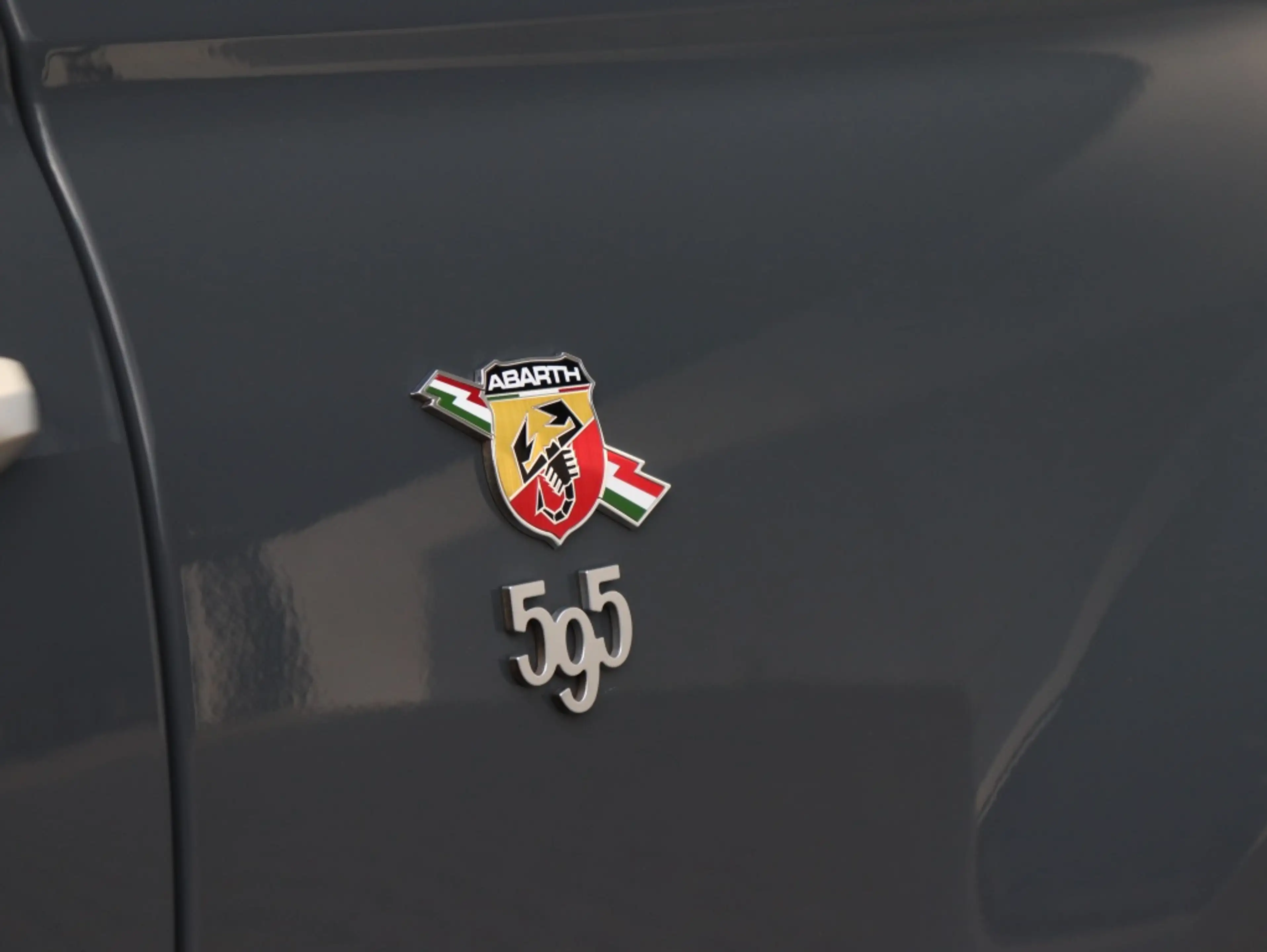 Abarth 595 Cabrio 1.4 T-Jet 165 PK Turismo | Leder | Carplay — photo 7