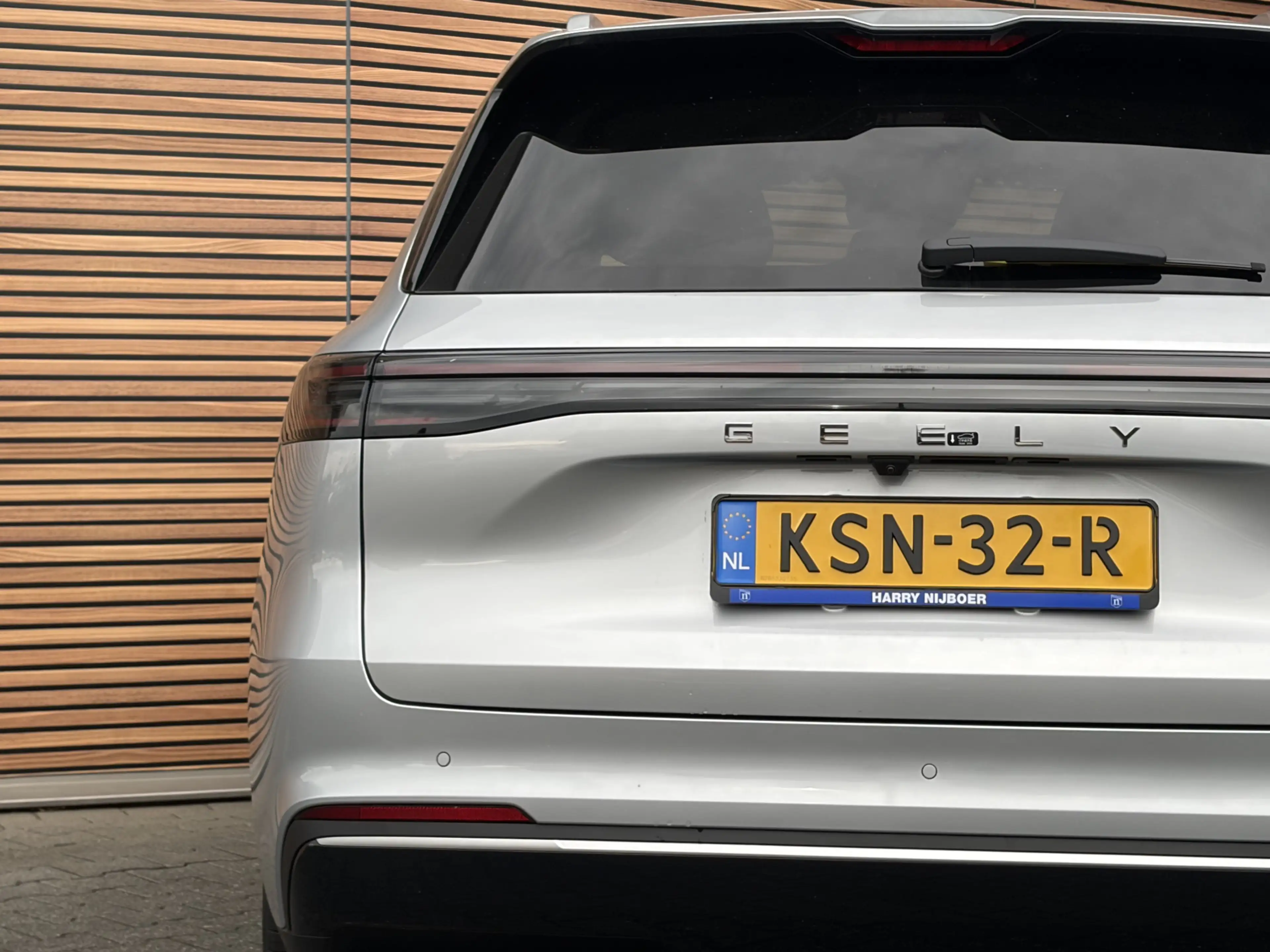 Geely Starray EM-i 1.5 Pro Direct rijden / Navigatie / 360 Camera — photo 15
